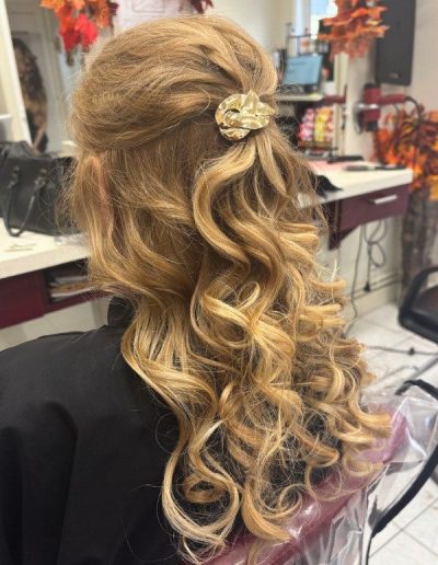 la boucle creative salon coiffure soissons coiffure grandes boucles cheuveux long