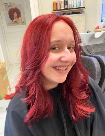 la boucle creative salon coiffure soissons coloration creative rouge 1